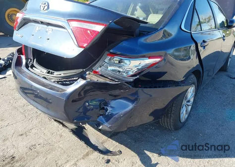 2017 Toyota Camry Le z USA, uszkodzony, nr VIN 4T1BF1FK8HU723651